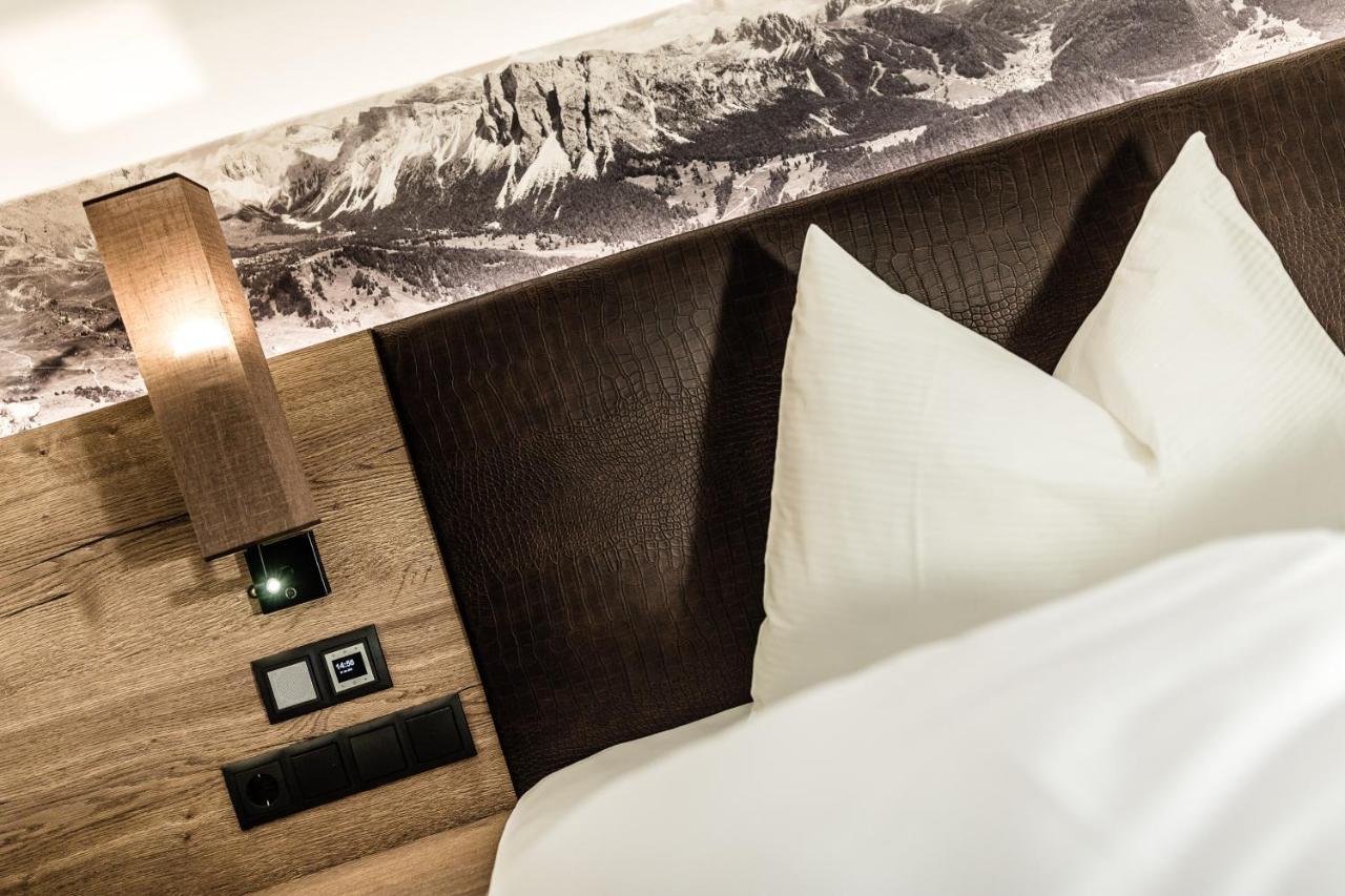 Apartments Villa Gardena - Gardenahotels Selva di Val Gardena Ngoại thất bức ảnh