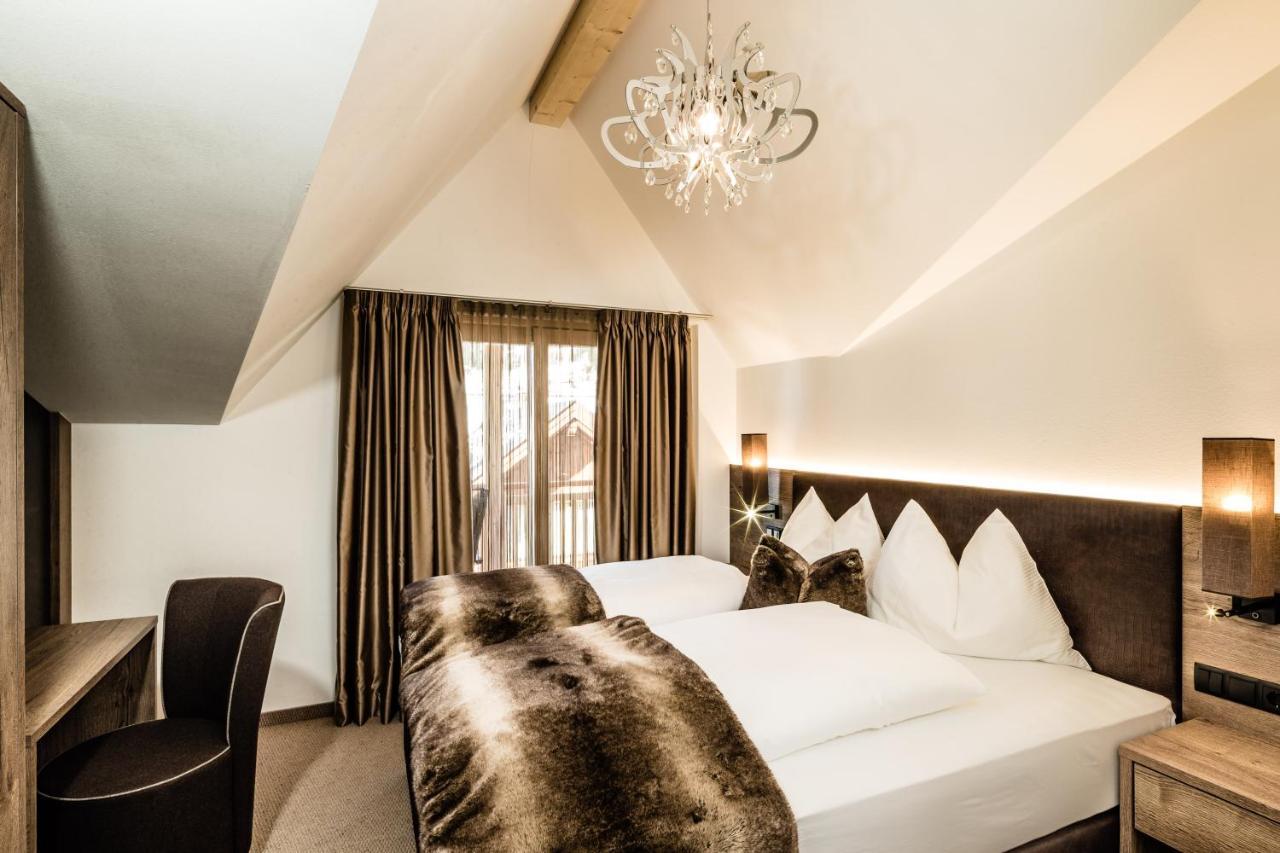 Apartments Villa Gardena - Gardenahotels Selva di Val Gardena Ngoại thất bức ảnh